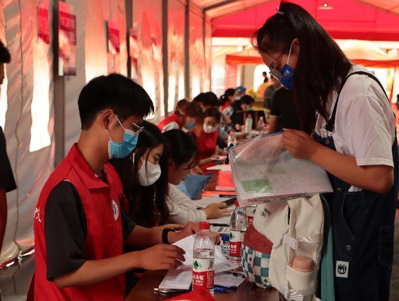 我院（海安校区）开展迎接2022级新生志愿服务活动