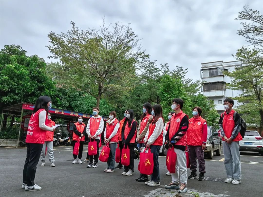 青春护萌宠 义诊暖民心——山东畜牧兽医职业学院志愿者社区宠物义诊志愿服务纪实